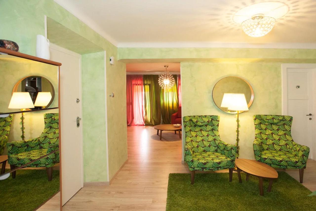 Beach Apartment Butterfly With Sea View Split Exteriör bild